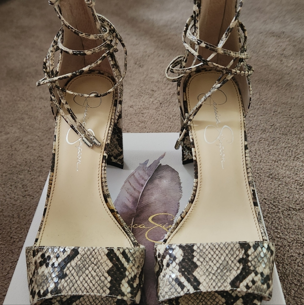 Neutral python print tie lace heels sz 9m worn once with box